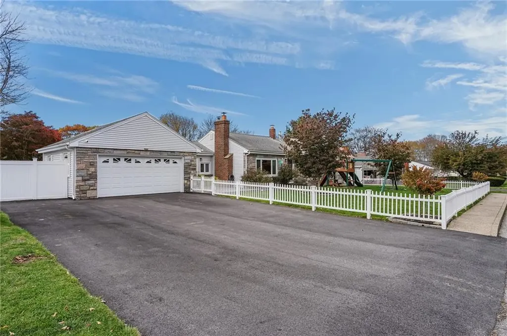 12 Dulles Street Cumberland RI 02864