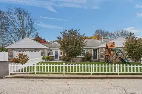 12 Dulles Street Cumberland RI 02864