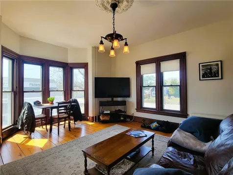 2951 East Main Road Portsmouth RI 02871