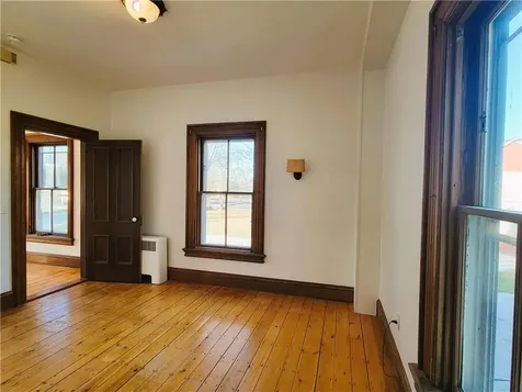 2951 East Main Road Portsmouth RI 02871