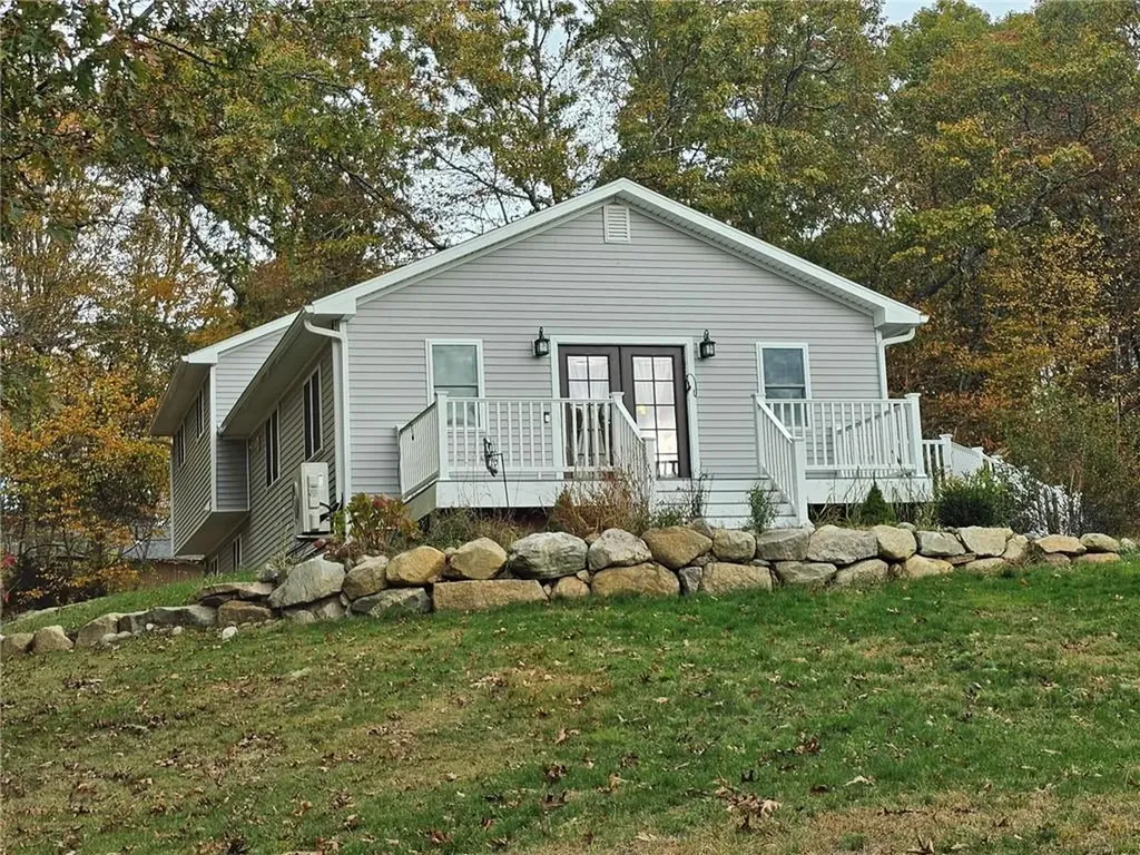 10 Laurel Road Charlestown RI 02813