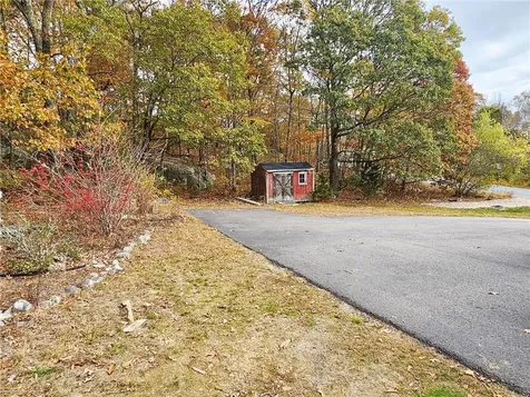 10 Laurel Road Charlestown RI 02813