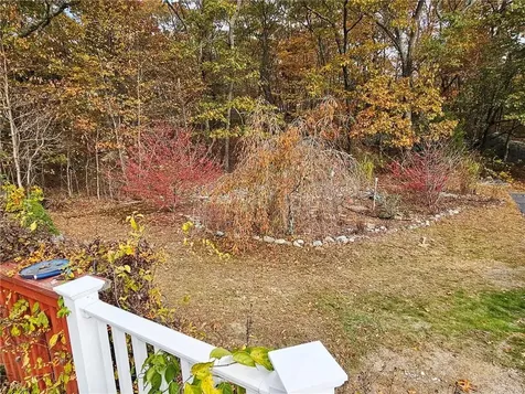 10 Laurel Road Charlestown RI 02813