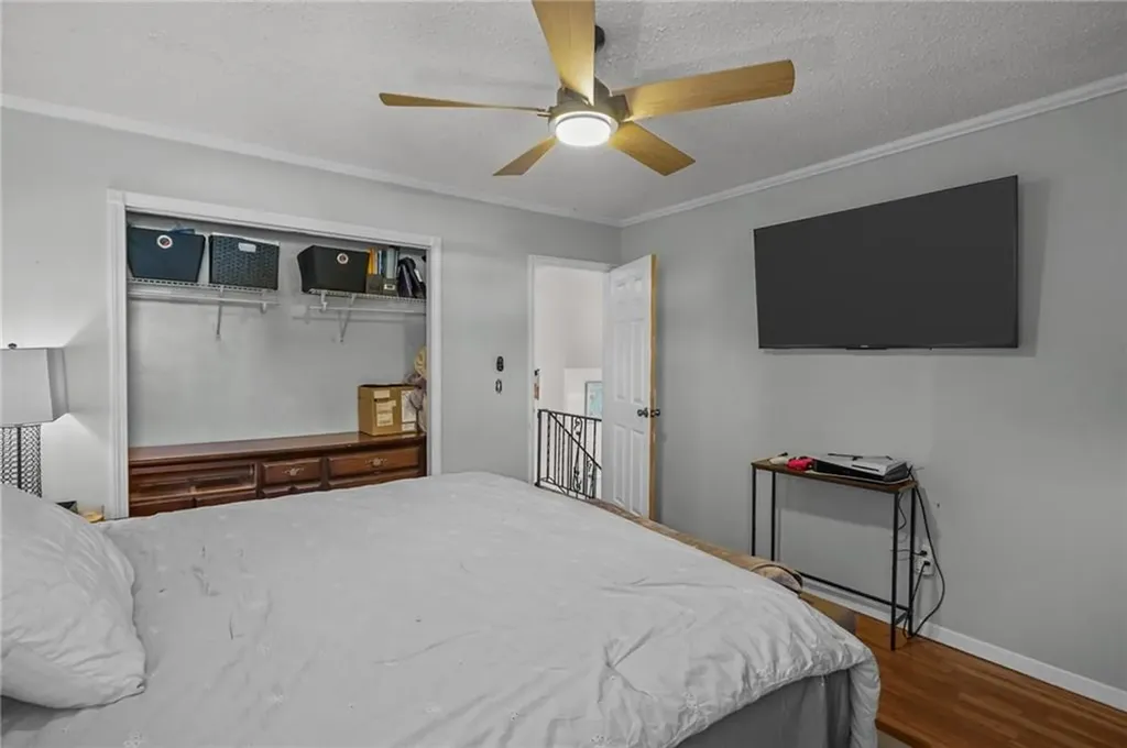 96 Glenbrook Road Warwick RI 02889