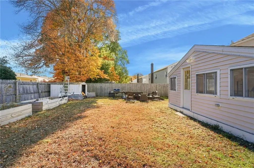 96 Glenbrook Road Warwick RI 02889