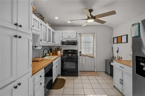 96 Glenbrook Road Warwick RI 02889