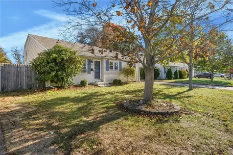96 Glenbrook Road Warwick RI 02889