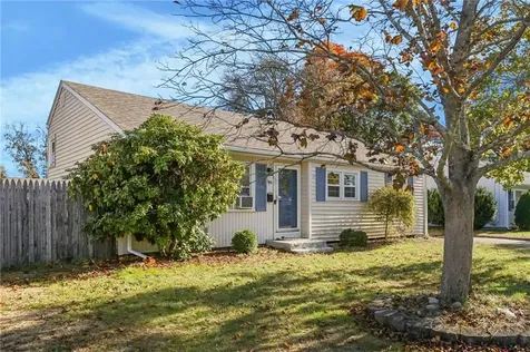 96 Glenbrook Road Warwick RI 02889