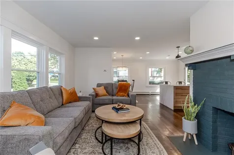 126 Columbia Avenue Cranston RI 02905