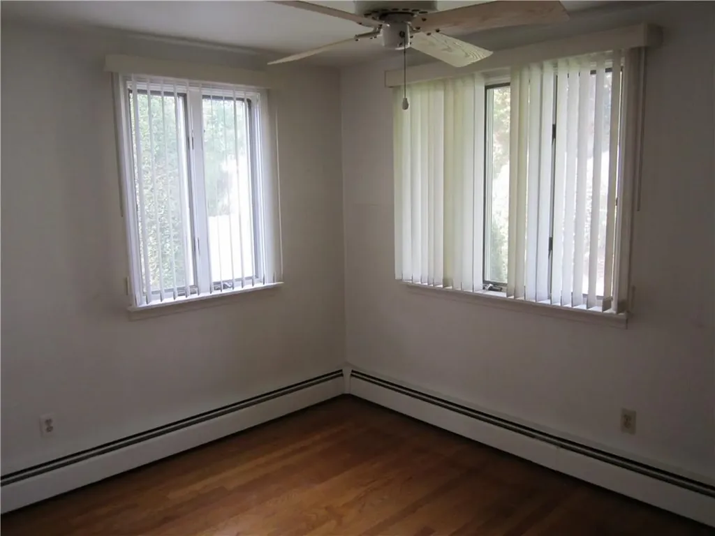 29 Valley Street Cranston RI 02920