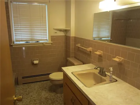 29 Valley Street Cranston RI 02920