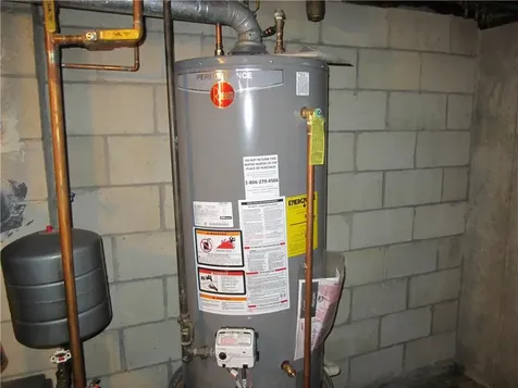 29 Valley Street Cranston RI 02920