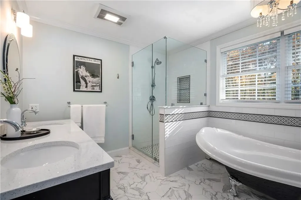 15 Leonard Drive North Smithfield RI 02896