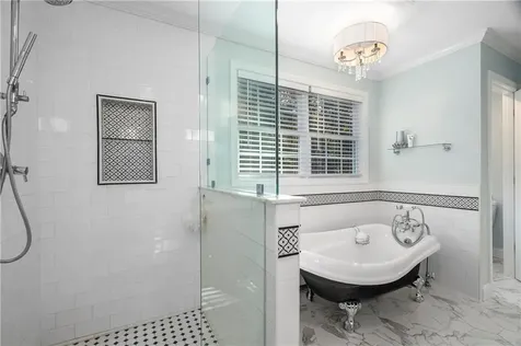 15 Leonard Drive North Smithfield RI 02896