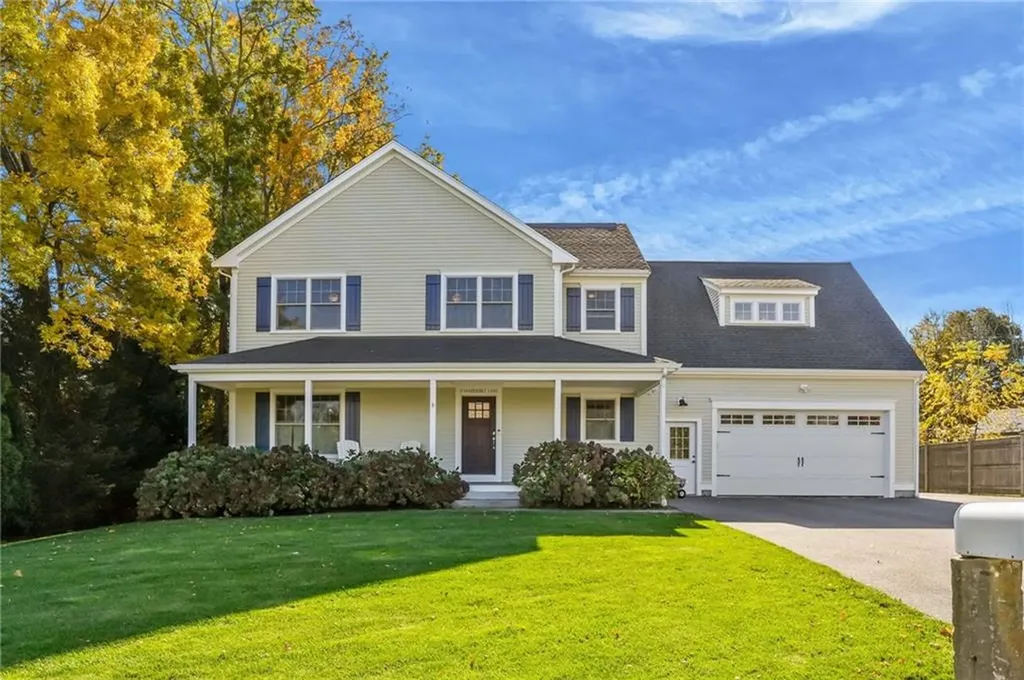 13 Vanderbilt Lane Portsmouth RI 02871