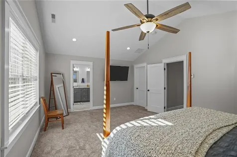 13 Vanderbilt Lane Portsmouth RI 02871