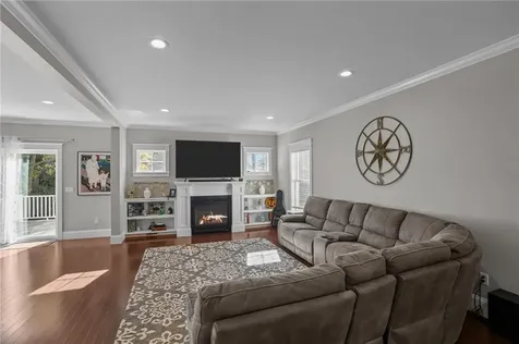 13 Vanderbilt Lane Portsmouth RI 02871