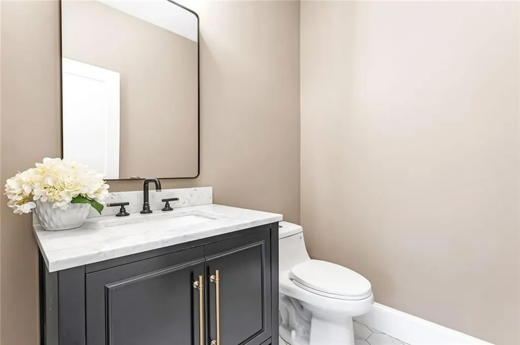 140 South Pier Road Narragansett RI 02882