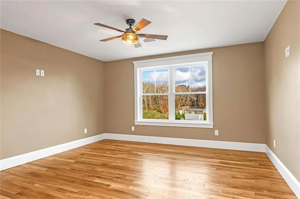 140 South Pier Road Narragansett RI 02882