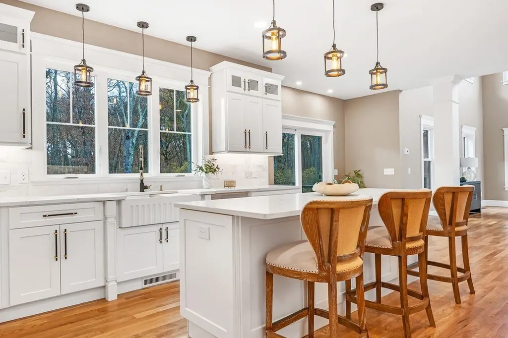 140 South Pier Road Narragansett RI 02882