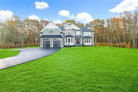 140 South Pier Road Narragansett RI 02882