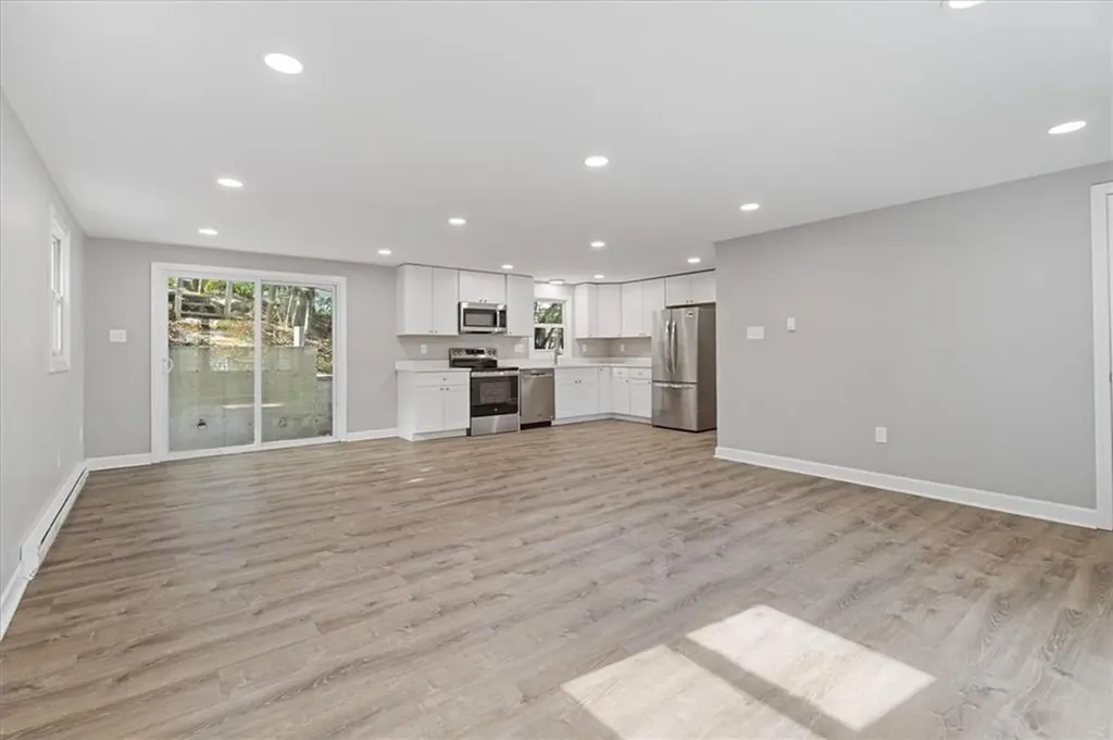 199 Roberts Street Woonsocket RI 02895