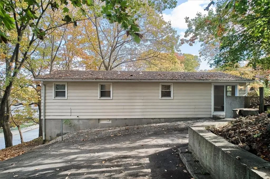 199 Roberts Street Woonsocket RI 02895