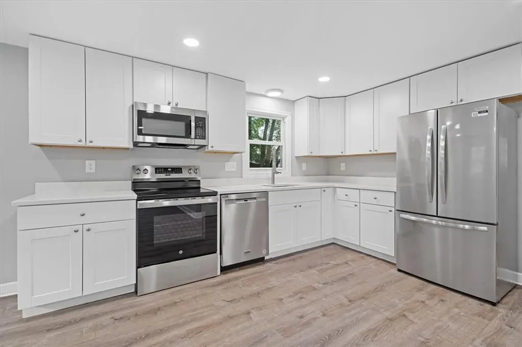 199 Roberts Street Woonsocket RI 02895