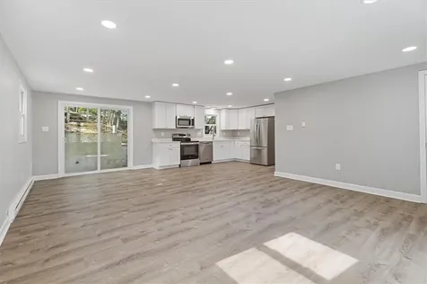 199 Roberts Street Woonsocket RI 02895