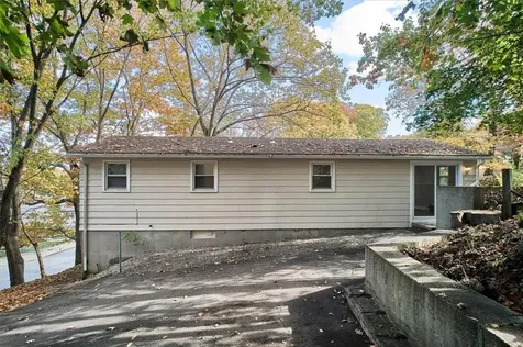 199 Roberts Street Woonsocket RI 02895