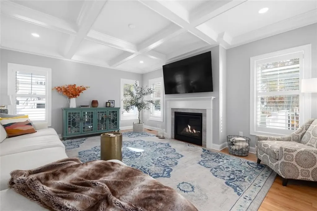 10 Scarlett Way Cranston RI 02921