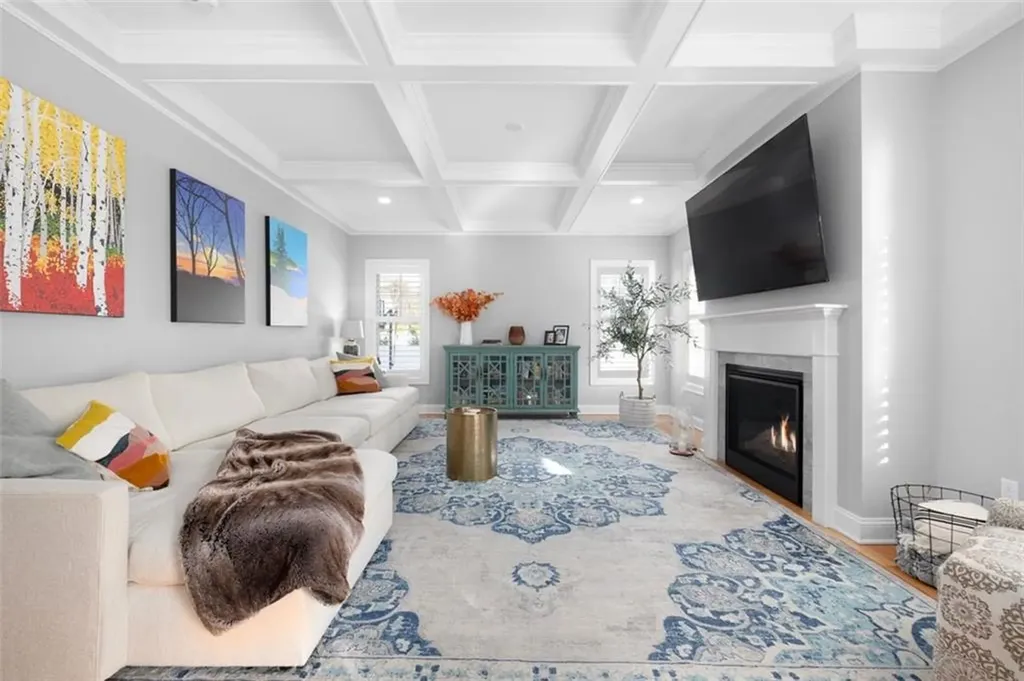 10 Scarlett Way Cranston RI 02921