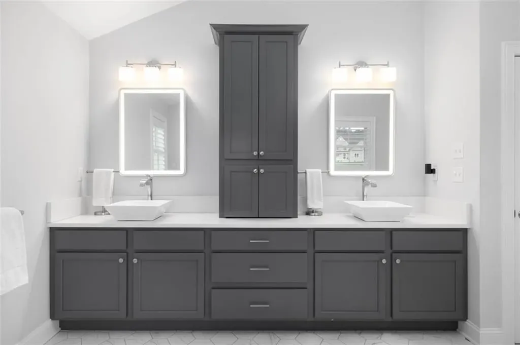 10 Scarlett Way Cranston RI 02921