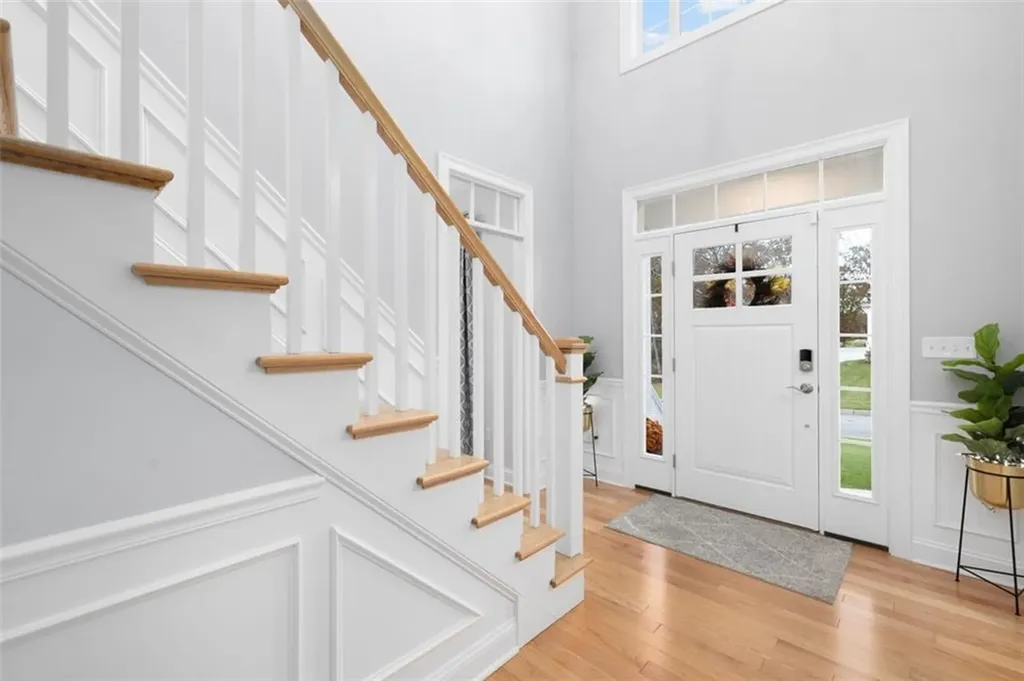 10 Scarlett Way Cranston RI 02921