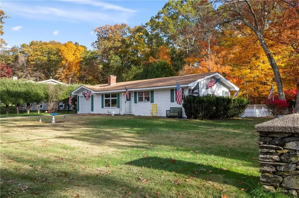86 Forestdale Drive Cumberland RI 02864
