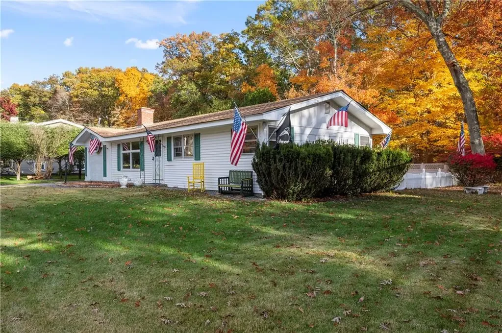 86 Forestdale Drive Cumberland RI 02864