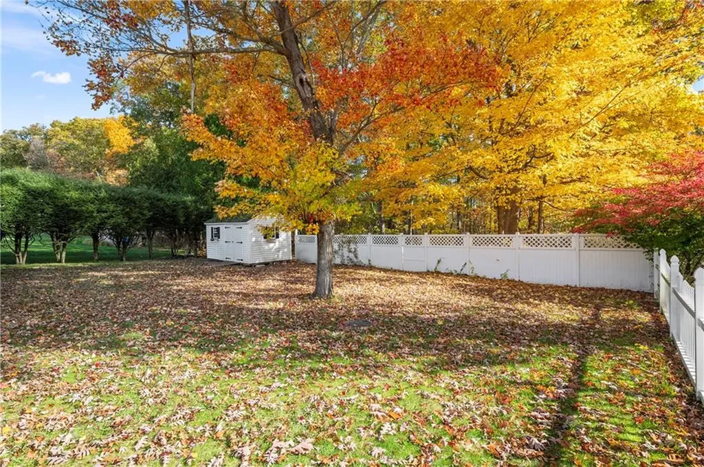 86 Forestdale Drive Cumberland RI 02864