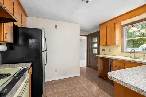 86 Forestdale Drive Cumberland RI 02864