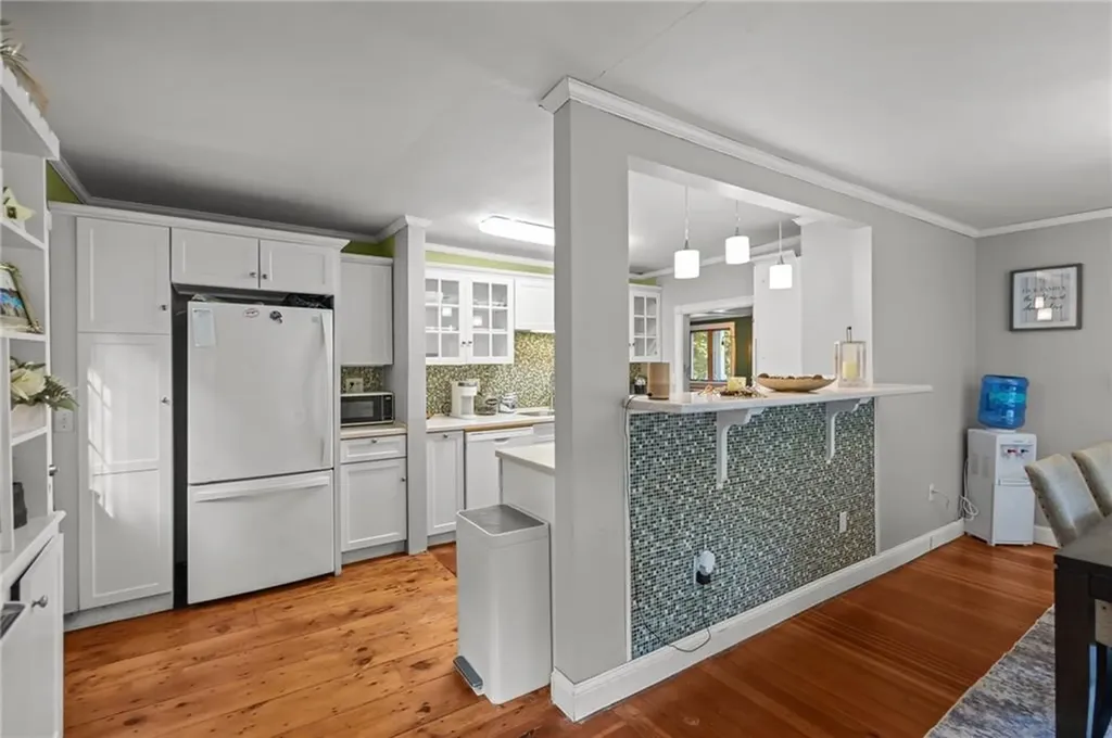 6 North Road Foster RI 02825