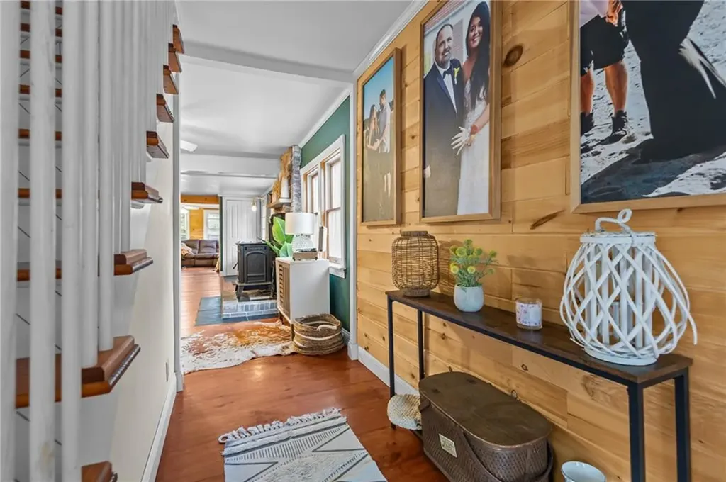 6 North Road Foster RI 02825