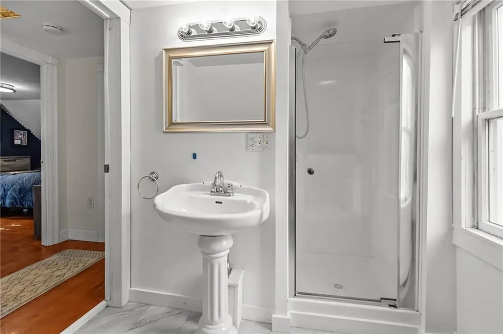 6 North Road Foster RI 02825