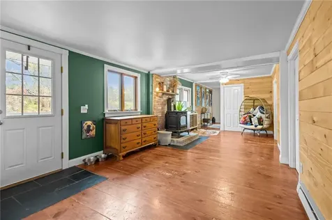 6 North Road Foster RI 02825