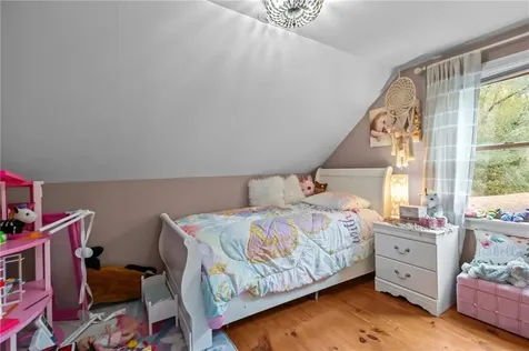 6 North Road Foster RI 02825