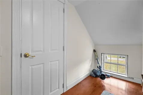 6 North Road Foster RI 02825