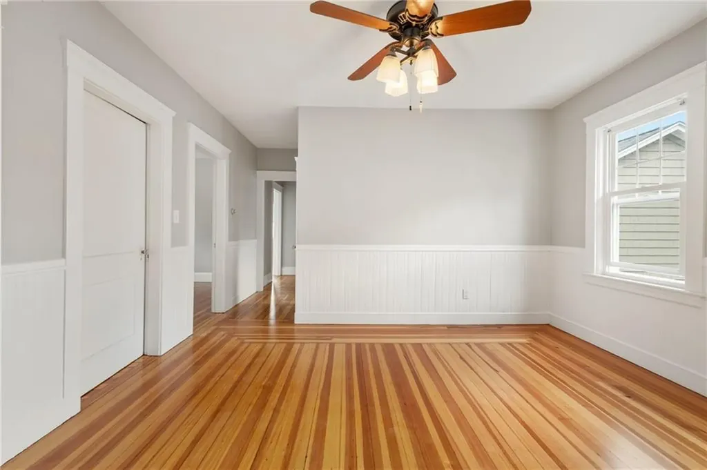 113 Maple Avenue Barrington RI 02806