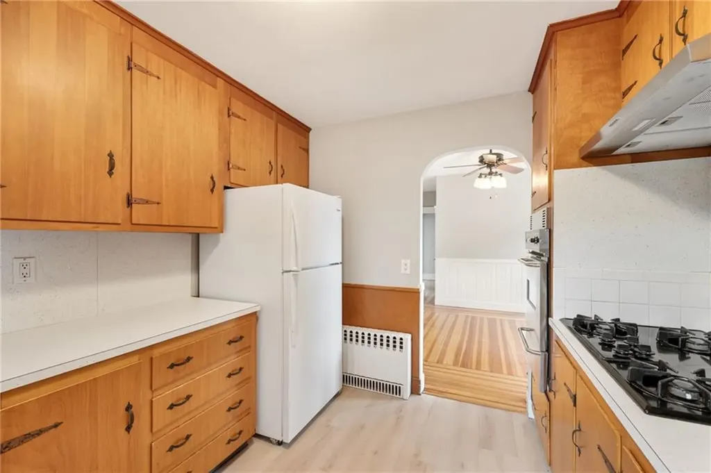 113 Maple Avenue Barrington RI 02806