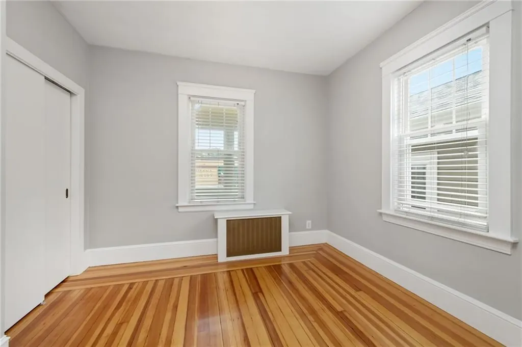 113 Maple Avenue Barrington RI 02806
