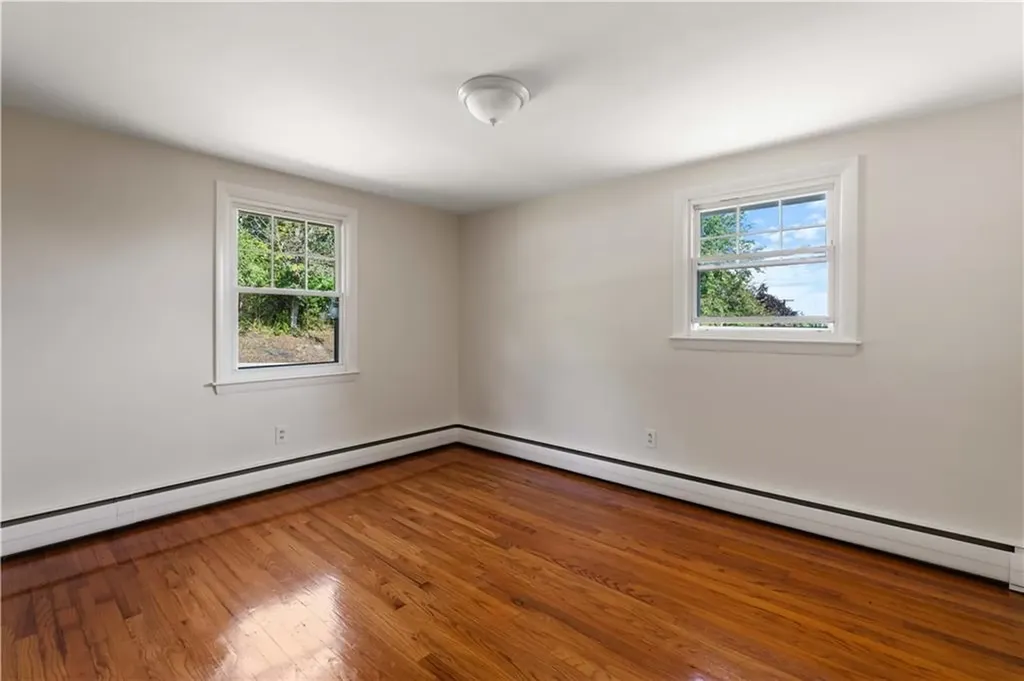 62 Education Lane Portsmouth RI 02871