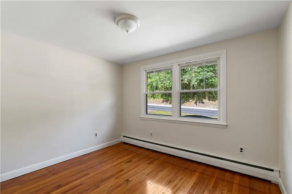 62 Education Lane Portsmouth RI 02871