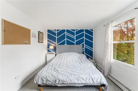 6 Hazelton Road Barrington RI 02806